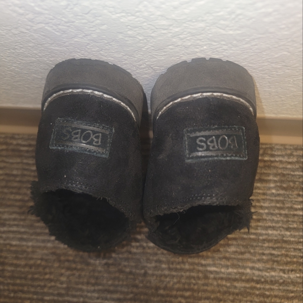BOBS Alpine Slip ons - Picture 6 of 8